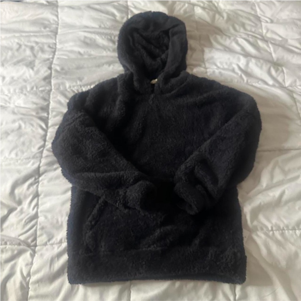 Bear Dance Fuzzy/Furry Black/Charcoal Fleece Women’s Sweater